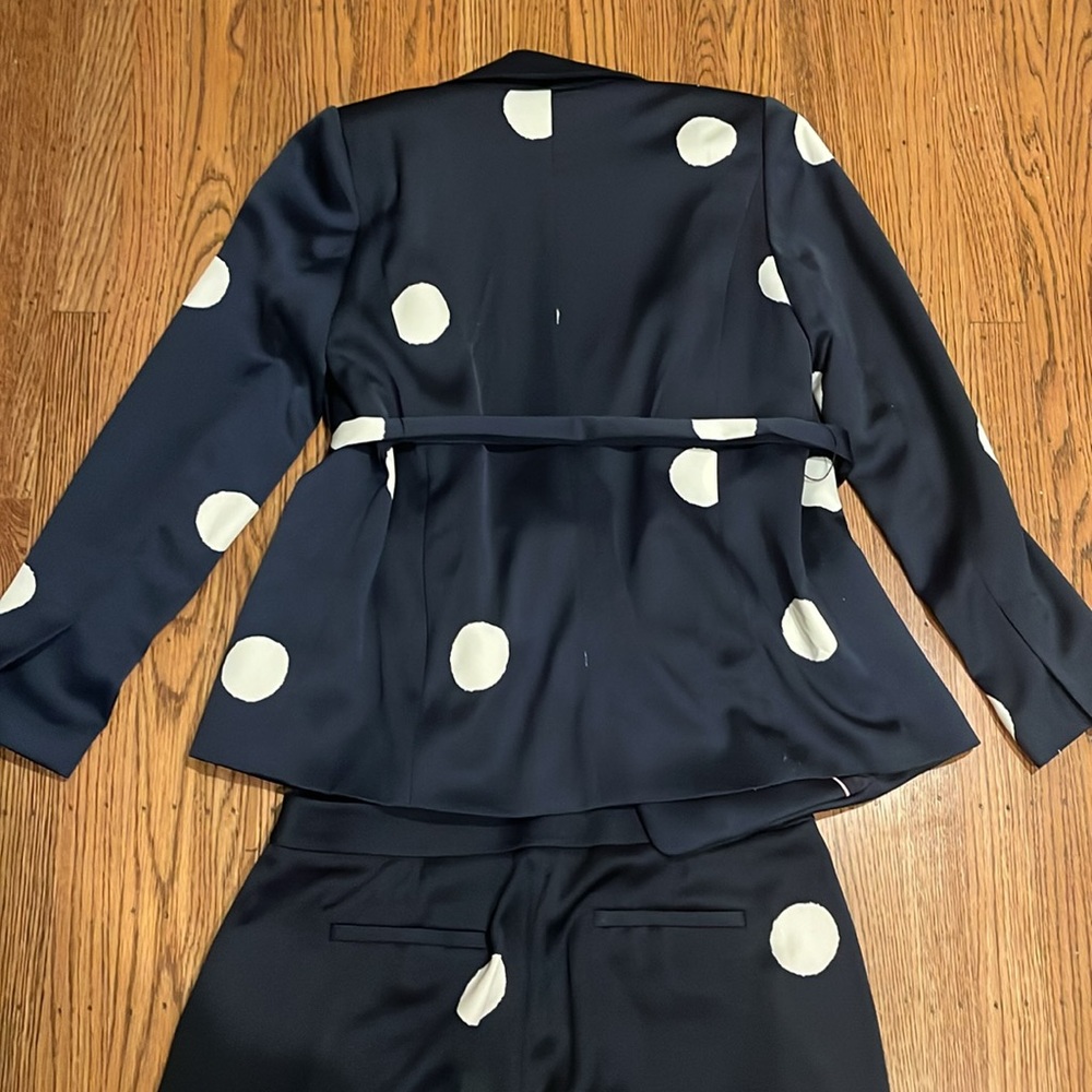 Boden Suit - Picture 8 of 15
